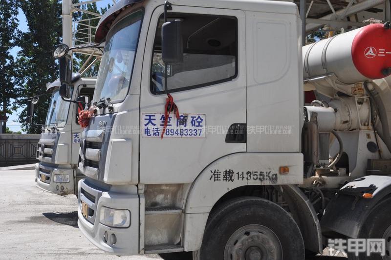 三一重工HZS180混凝土搅拌站局部