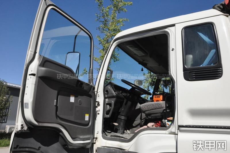 三一重工SY5418THB-56E(6)泵车局部