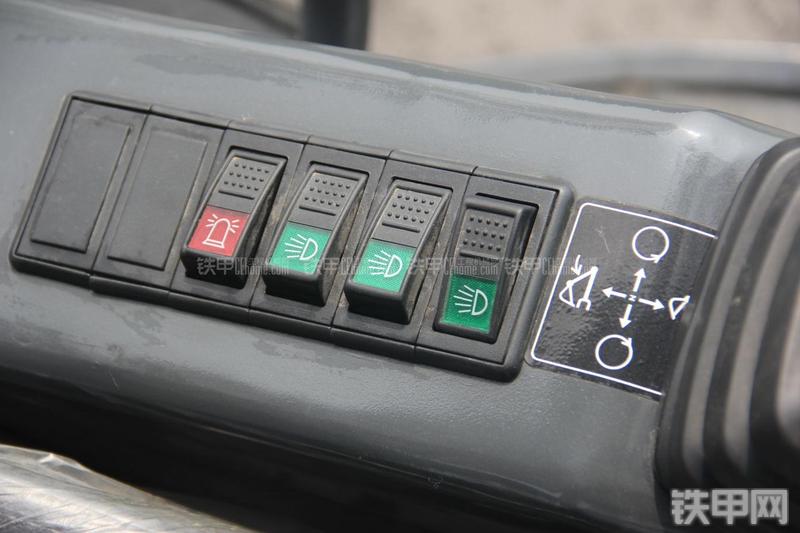 玉柴YC25SR挖掘机局部