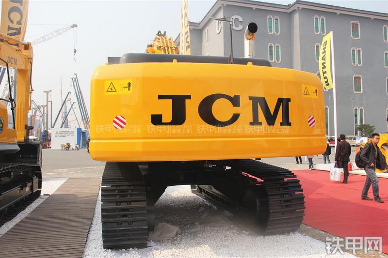 山重建机MC500LC-8挖掘机局部