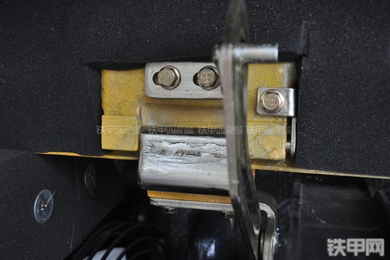 玉柴YC20-8挖掘机局部