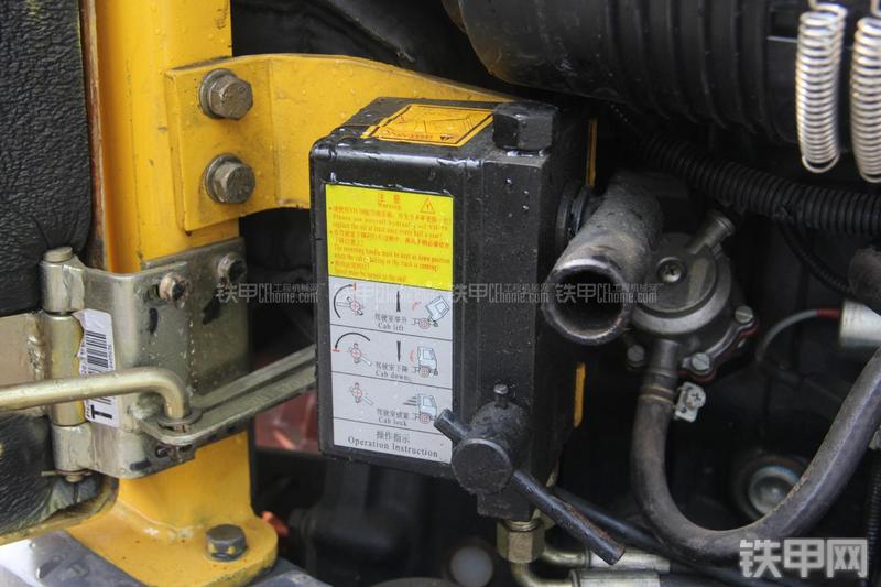 玉柴YC25SR挖掘机局部