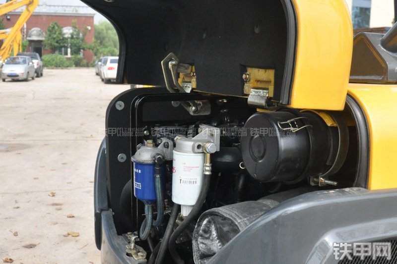 玉柴YC20-8挖掘机局部