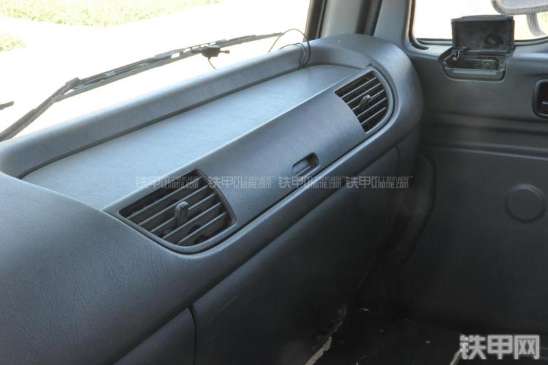 三一重工SY5418THB-56E(6)泵车局部