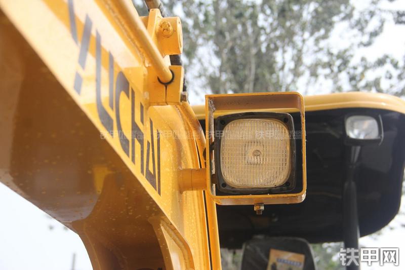 玉柴YC25SR挖掘机局部