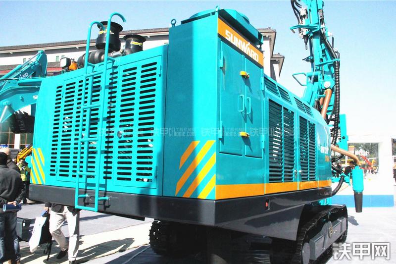 山河智能SWDH89A凿岩钻机局部