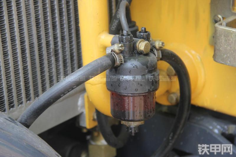 玉柴YC25SR挖掘机局部