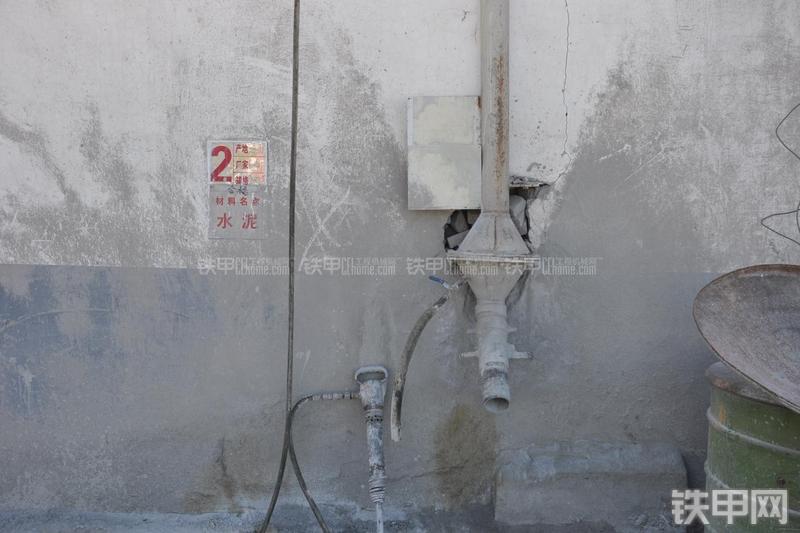 三一重工HZS180混凝土搅拌站局部