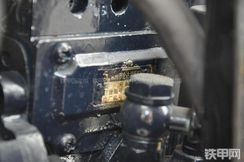 玉柴YC20-8挖掘机局部