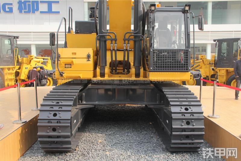 柳工CLG970E挖掘机局部