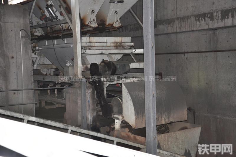 三一重工HZS180混凝土搅拌站局部