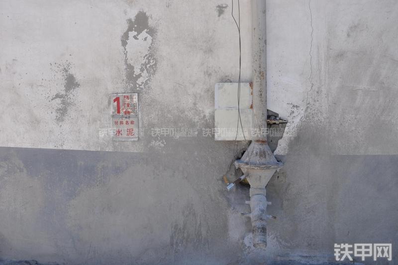 三一重工HZS180混凝土搅拌站局部