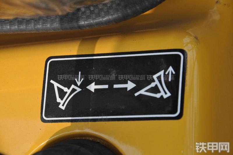 玉柴YC20-8挖掘机局部