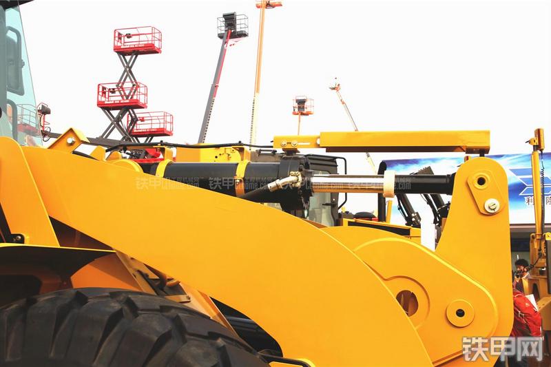 卡特彼勒950GC装载机局部