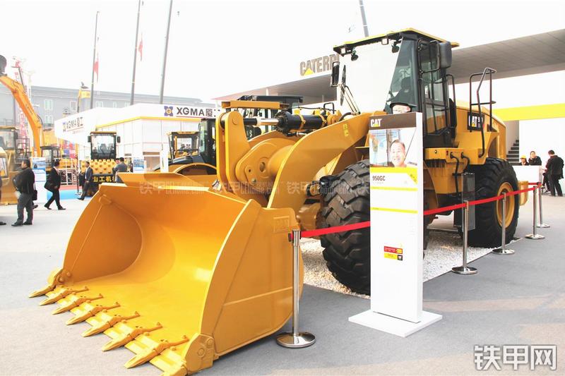 卡特彼勒950GC装载机整机外观