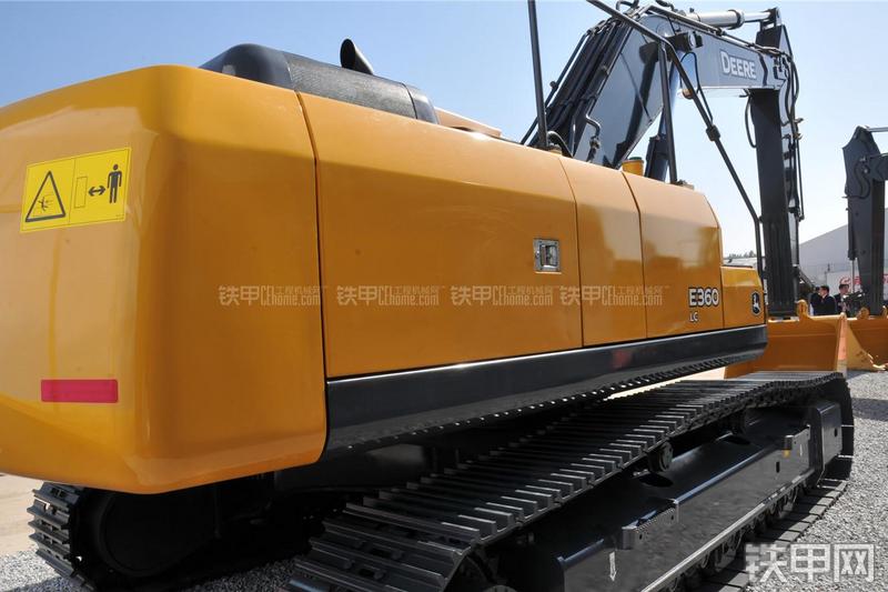 约翰迪尔E360LC挖掘机整机外观