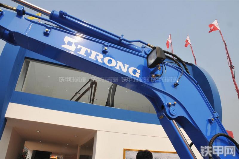 山重建机GC58-8挖掘机局部