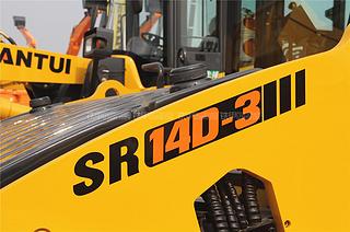 山推SR14D-3压路机局部