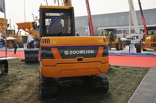 中联重科ZE60E挖掘机整机外观