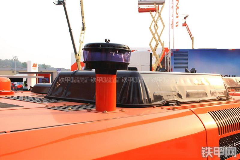 日立ZX360H-5G挖掘机局部