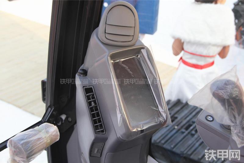 日立ZX200-5G挖掘机局部