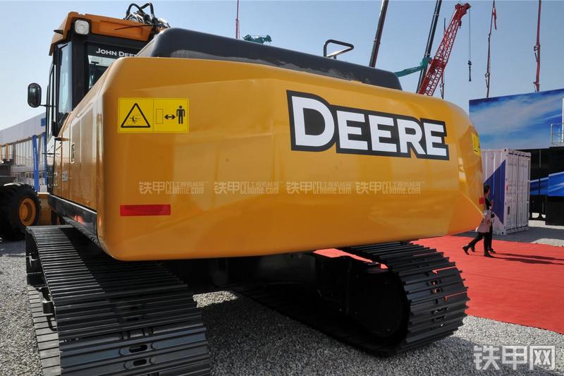 约翰迪尔E300LC挖掘机整机外观