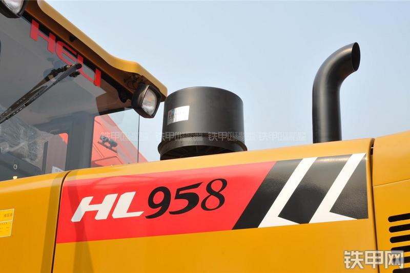 合力HL958II-WS装载机局部