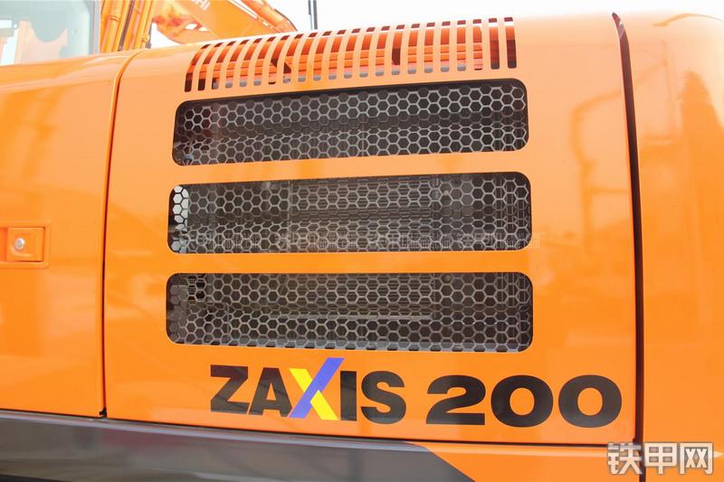 日立ZX200-5G挖掘机局部