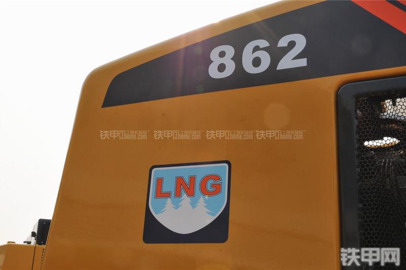 柳工CLG862装载机局部