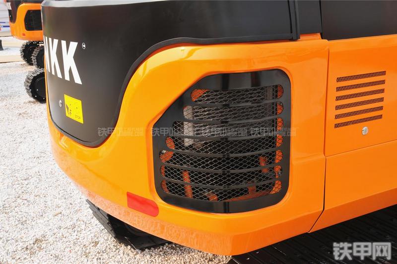 京城长野NS60C挖掘机局部