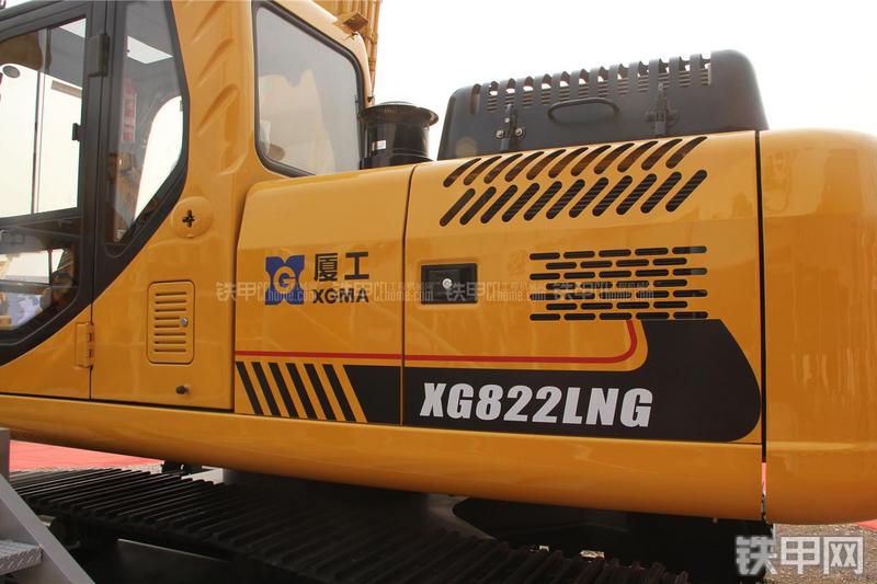 厦工XG822LNG挖掘机局部