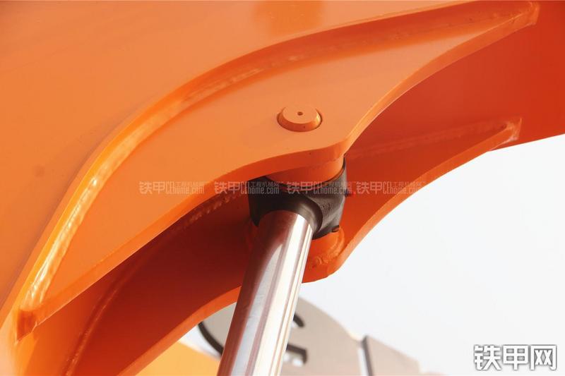 詹阳重工JYL6085挖掘机局部