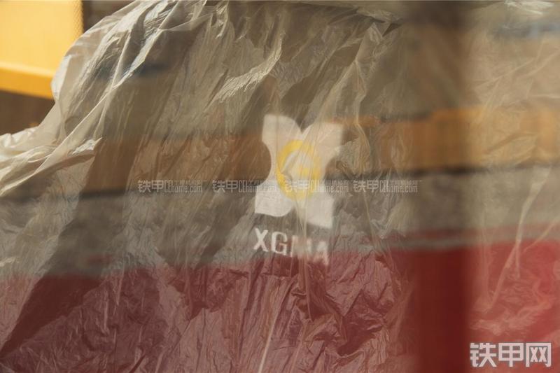 厦工XG822LNG挖掘机局部