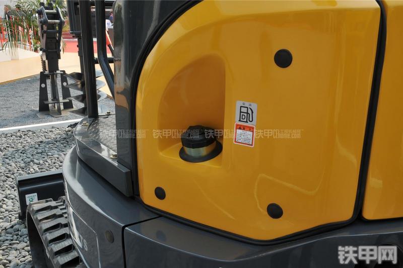 柳工CLG9035E挖掘机局部