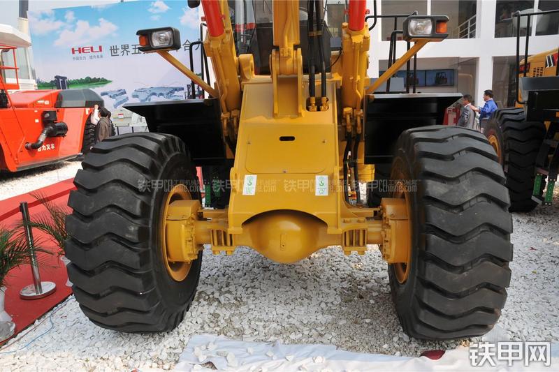 合力HL958II-WS装载机整机外观