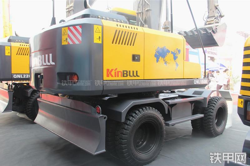 重庆勤牛QNL150B挖掘机整机外观