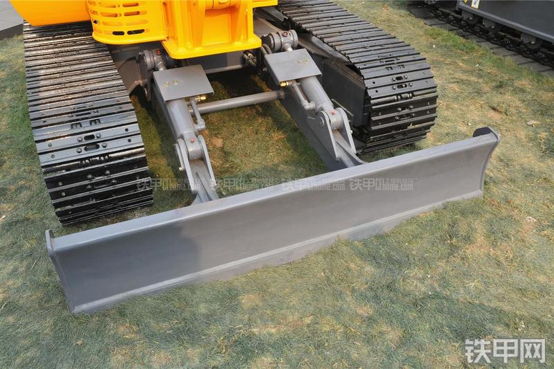 中联重科ZE60E挖掘机局部