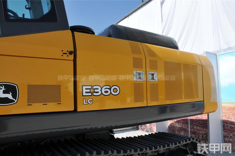 约翰迪尔E360LC挖掘机局部