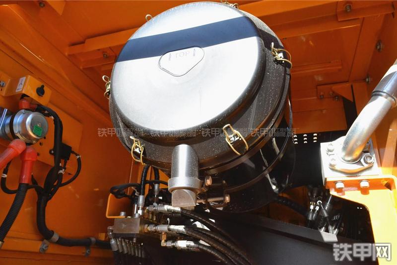 三一重工SY365H-9挖掘机局部