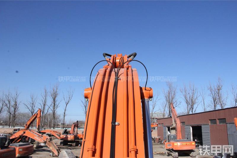 日立ZX330-5G挖掘机局部