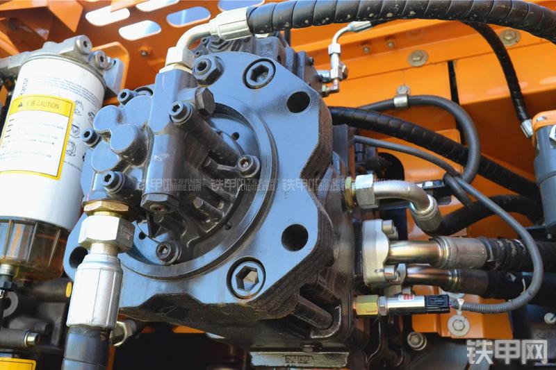 三一重工SY365H-9挖掘机局部