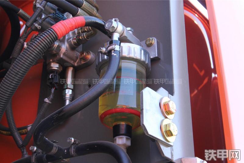 日立ZX360H-5G挖掘机局部