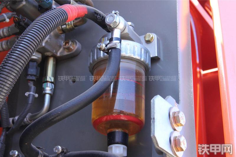 日立ZX330-5G挖掘机局部