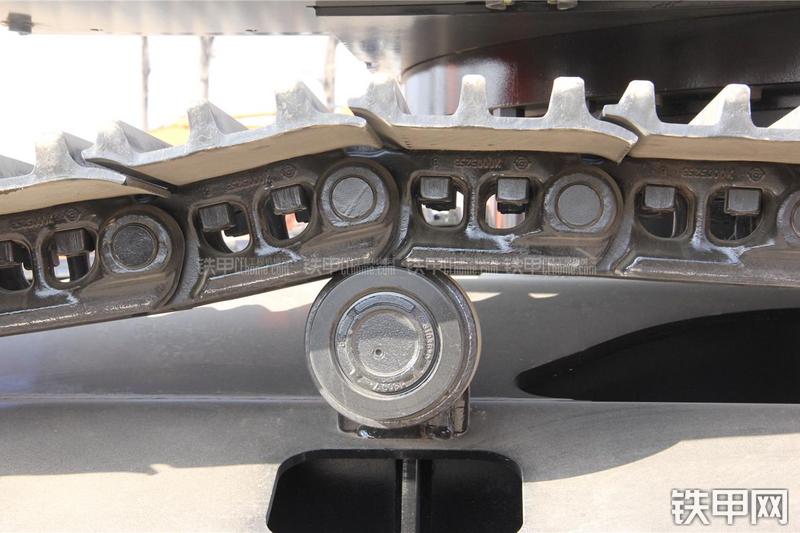 日立ZX360H-5G挖掘机局部