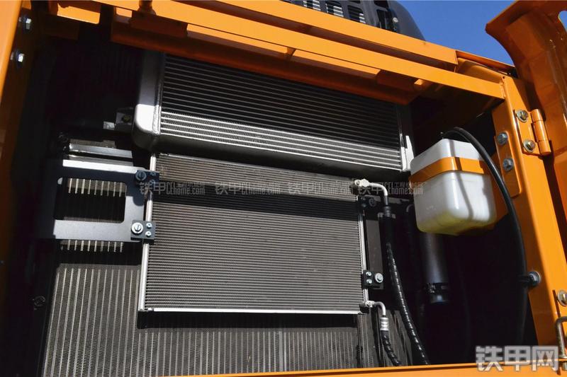 三一重工SY365H-9挖掘机局部