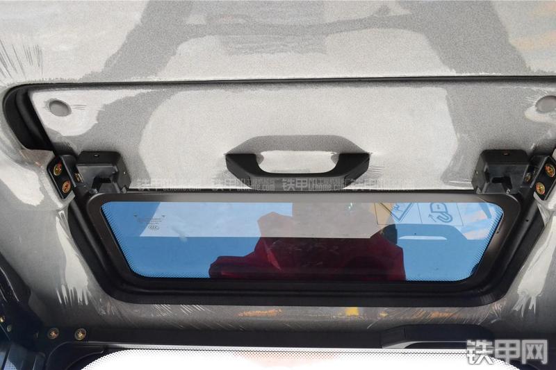 三一重工SY205C-9挖掘机局部