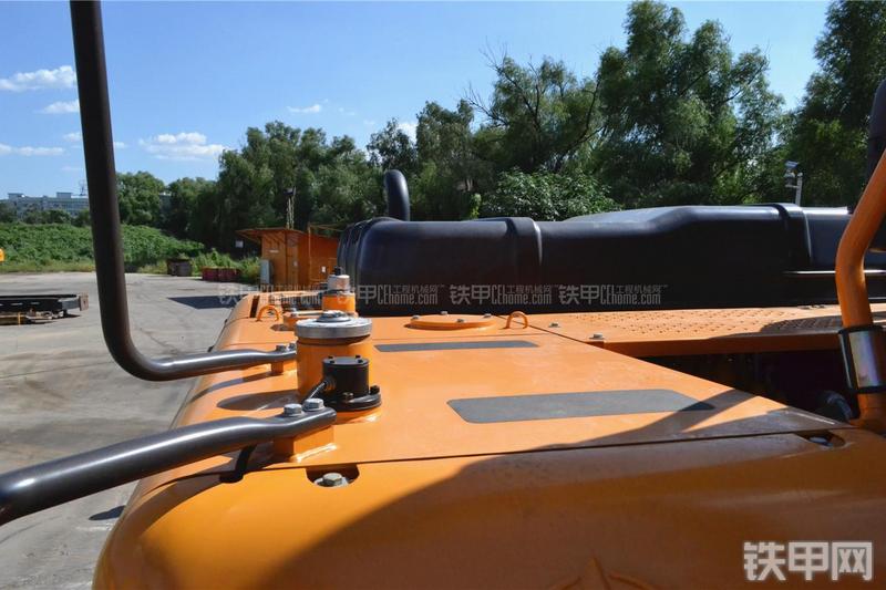 三一重工SY365H-9挖掘机局部