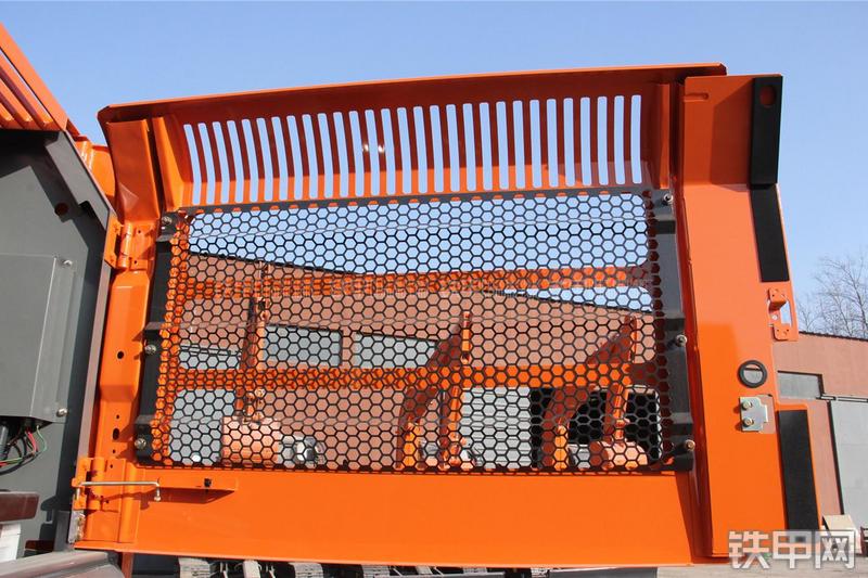 日立ZX360H-5G挖掘机局部