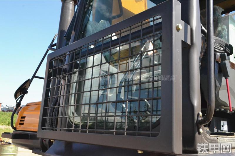 三一重工SY365H-9挖掘机局部