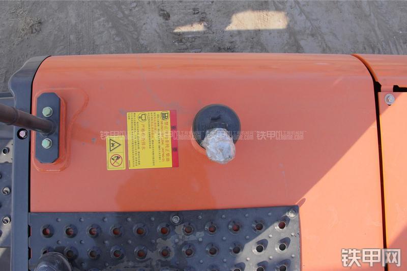 日立ZX360H-5G挖掘机局部